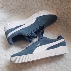 Puma sneakers